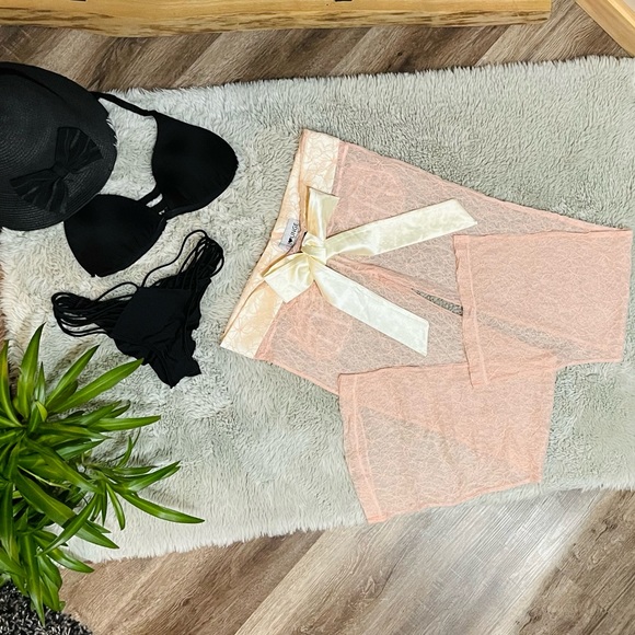 NWT Cute Booty Lounge Pants - Picture 2 of 7